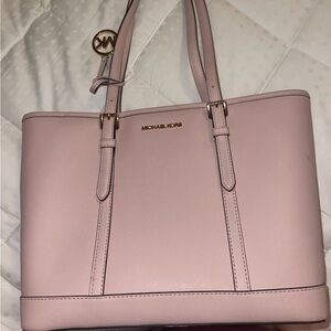 Michael Kors SM TZ SHLDR TOTE LEATHER